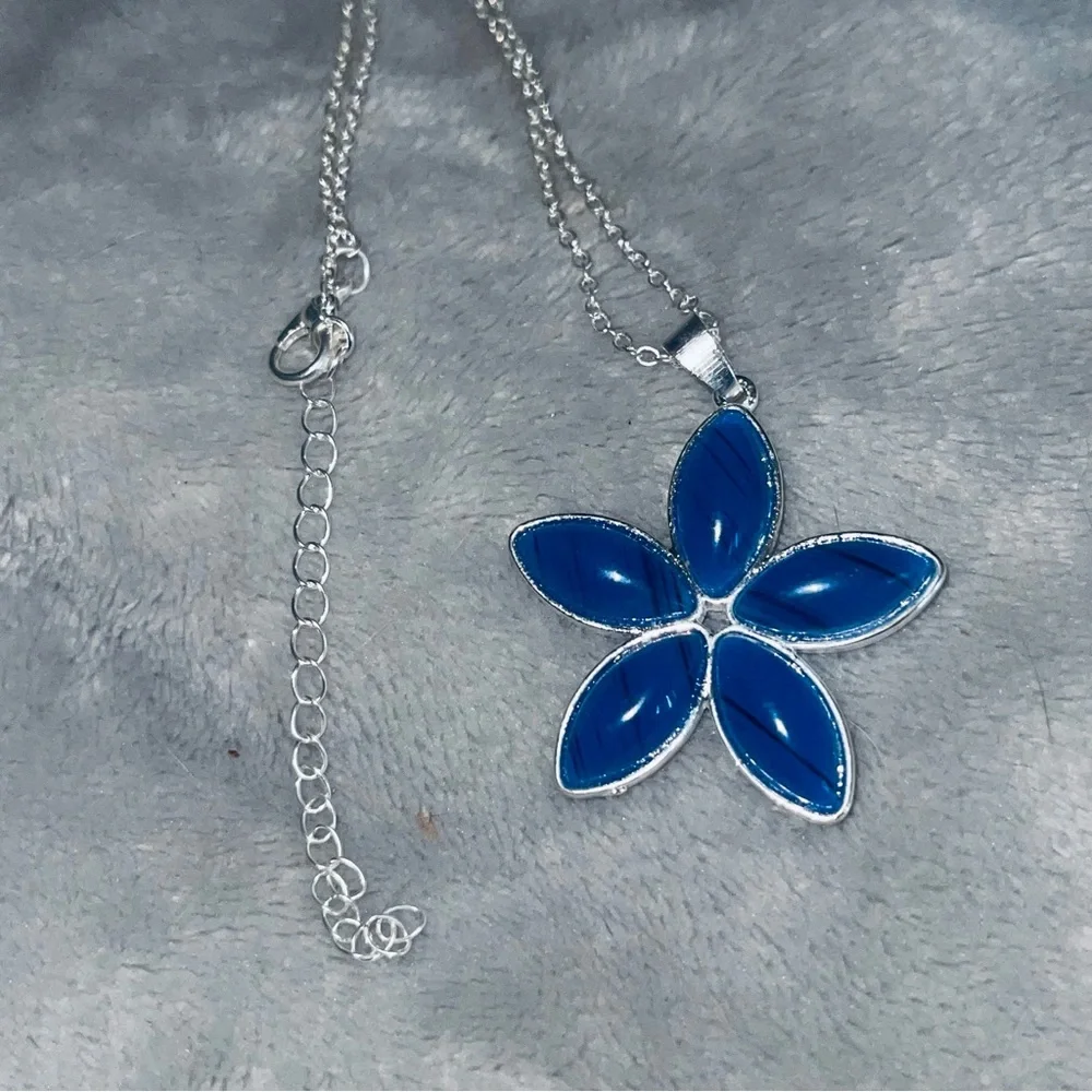 New Blue Stripe Agate Sterling Silver Boho Handmade Floral Daisy Necklace